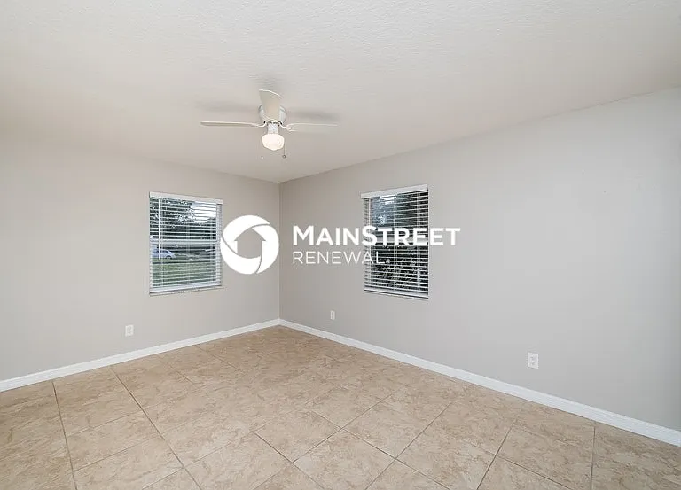 828 Trina Ln — Photo 7