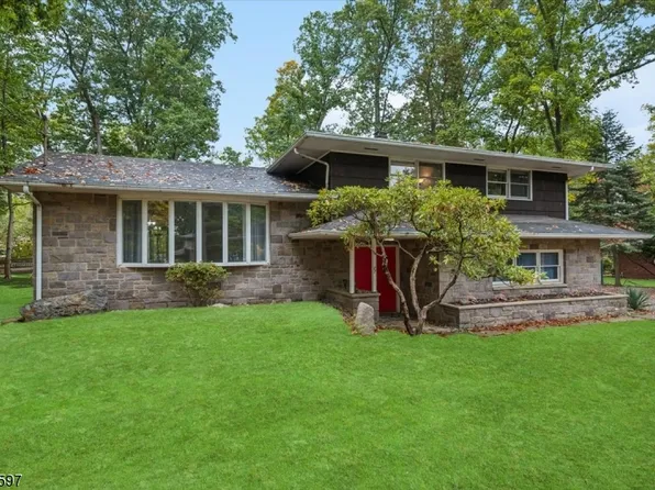 27 Forest Dr, Raritan Twp., NJ 08822