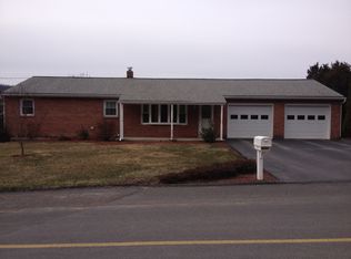 122 Donald Ave, Pottsville, PA 17901