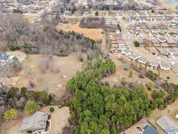 4th image of Monroe Rd