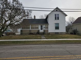 407 W Whitley St, Churubusco, IN 46723