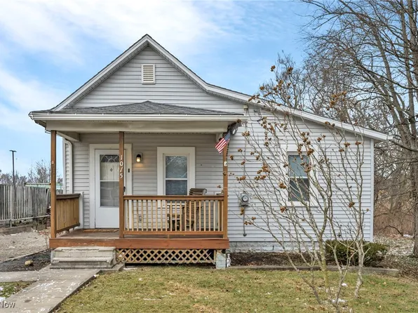 1075 W Waterloo Rd, Akron, OH 44314