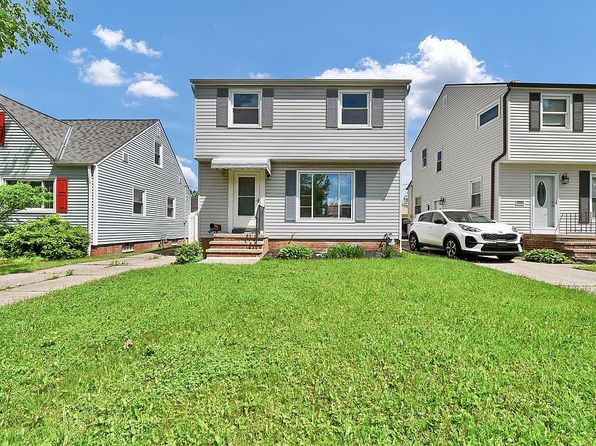 3422 Heresford Dr