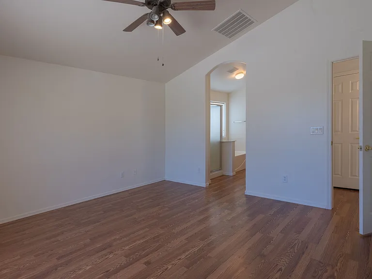 7722 N Winding Trl — Photo 24