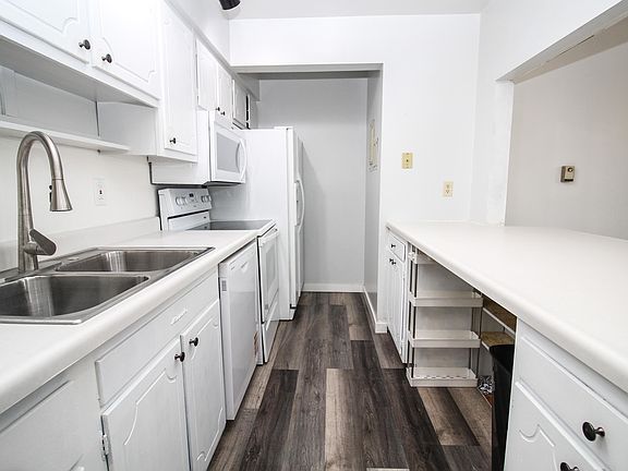 5th image of 173 E Michigan Ave APT 203B