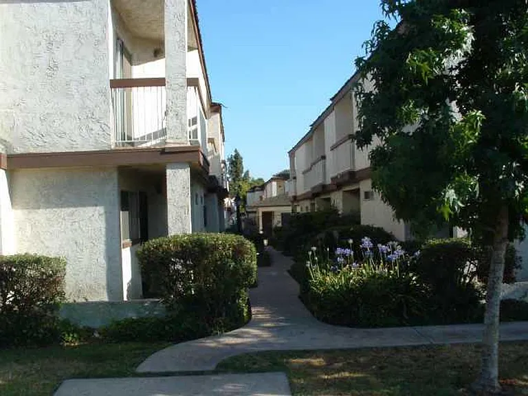 6767 Amherst St #B — Photo 13