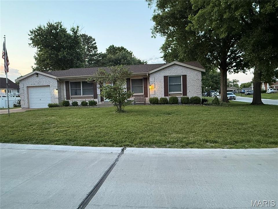 1st image of 1250 Hawksbury Dr