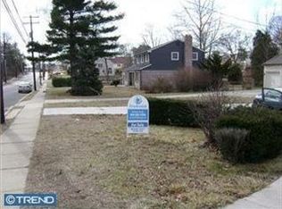 310 S Charleston Ave, Lawnside, NJ 08045