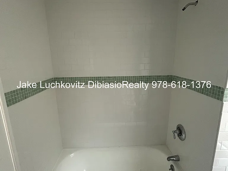 14 Lexington Ter #1A — Photo 17