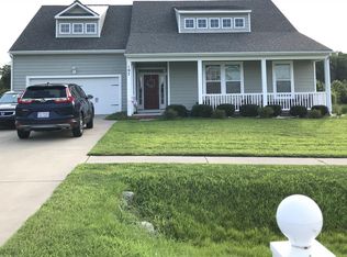 107 Cypress Landing Dr, Moyock, NC 27958
