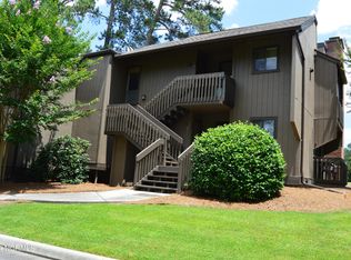 800 Saint Andrews Dr #201, Pinehurst, NC 28374
