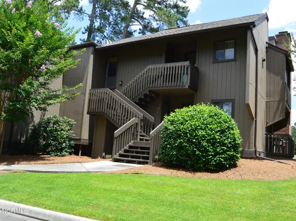 800 Saint Andrews Drive # 201, Pinehurst, NC 28374