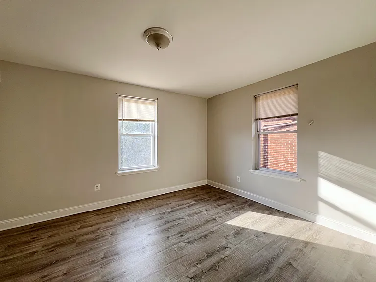 230 S 45th St #3 — Photo 5