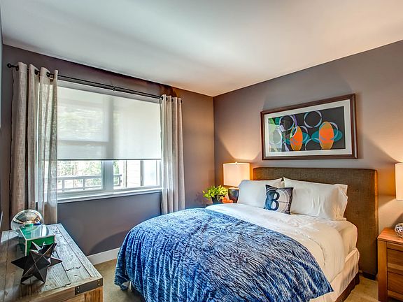 5th image of 299 Franklin St #755857832