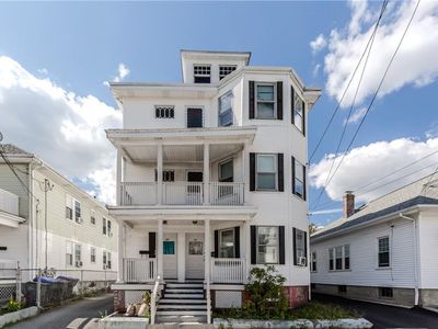 35 Humes St, Providence, RI, 02907