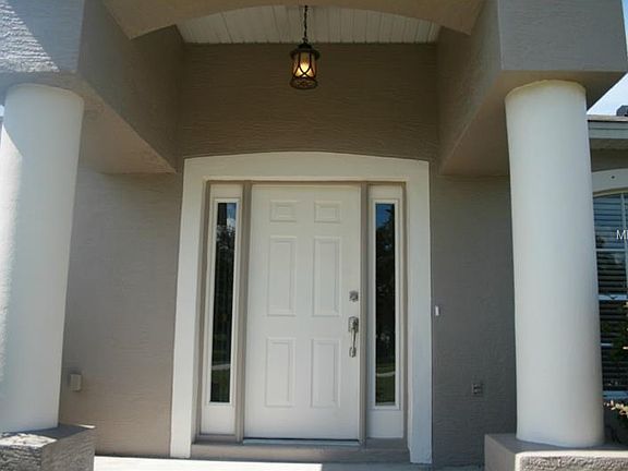 2nd image of 709 N Apache Cir