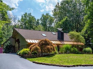 227 Straub Rd, Rochester, NY 14626