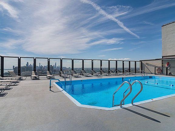 4th image of 3426 N Lake Shore Dr #2BR