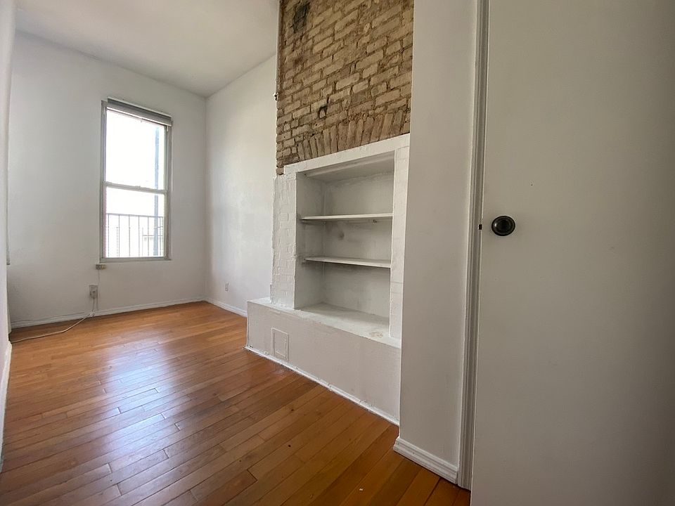 1st image of 123 Troutman St #202