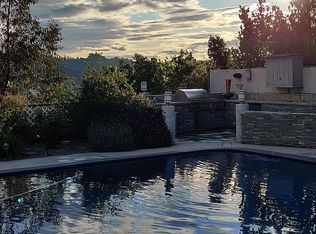 3354 Wrightview Pl, Studio City, CA 91604
