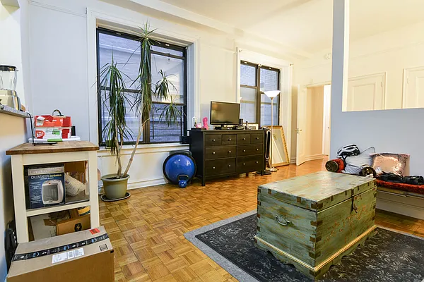 Rented by Corcoran | media 6