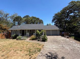 3823 Wilshire Ln, Eugene, OR 97405