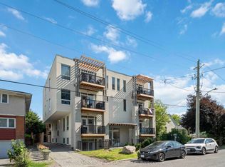 1308 Thames St #301, Ottawa, ON K1Z 7N4