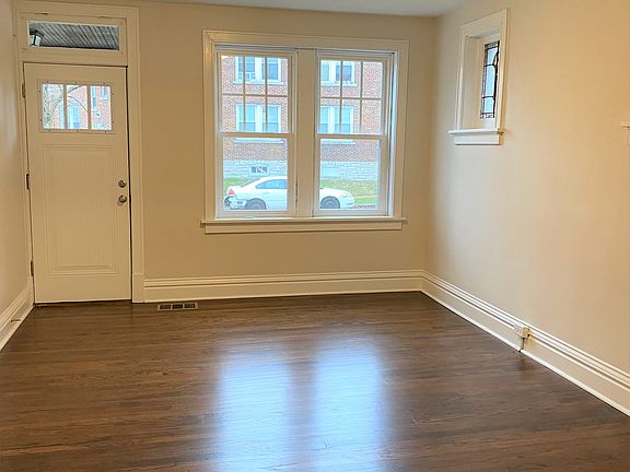 2nd image of 4927-4929 Lindenwood Ave #4929-1F