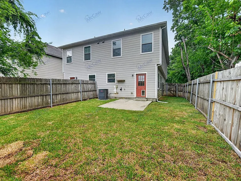 912 Drexel St #B — Photo 20