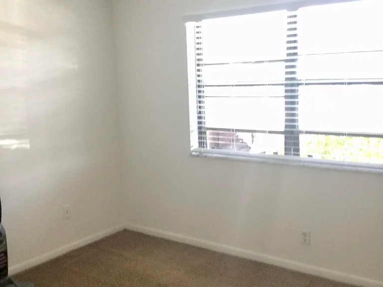 9233 SW 8th St #110 — Photo 8
