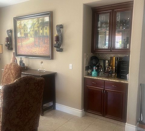 4th image of 5828 Melones Way