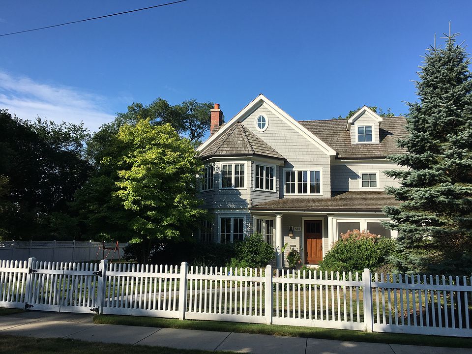 2nd image of 835 Humboldt Ave