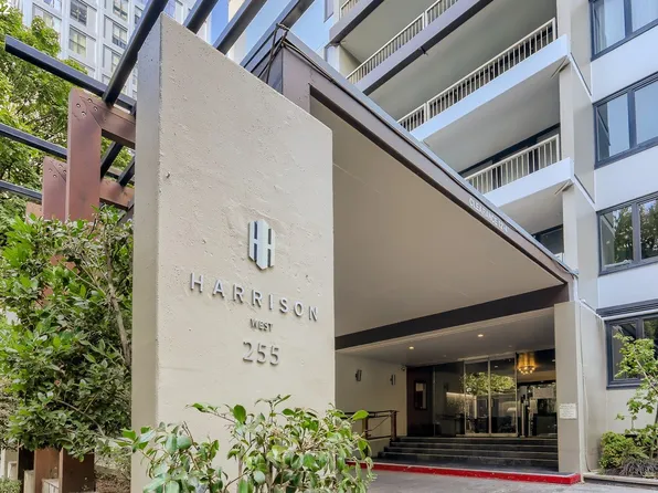 255 SW Harrison St APT 17H, Portland, OR 97201