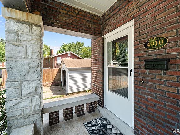 4th image of 4910 Bonita Ave