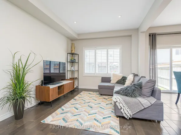 27 Hitching Post Rdg, Hamilton, ON L0R 1C0