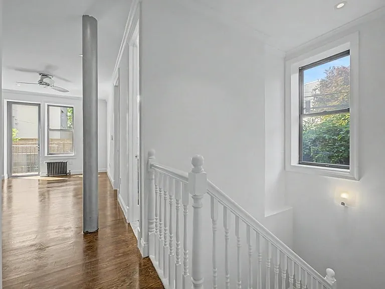 329 Union St #1C — Photo 3