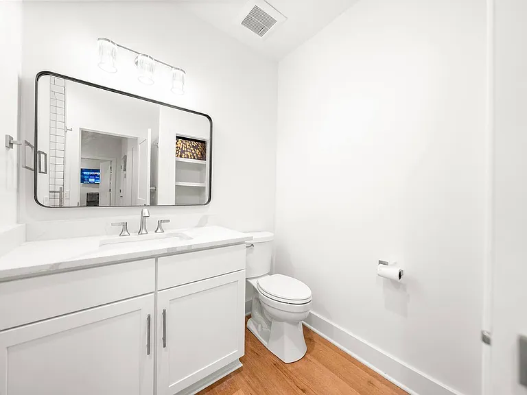 4245 Troost Ave #1 — Photo 5