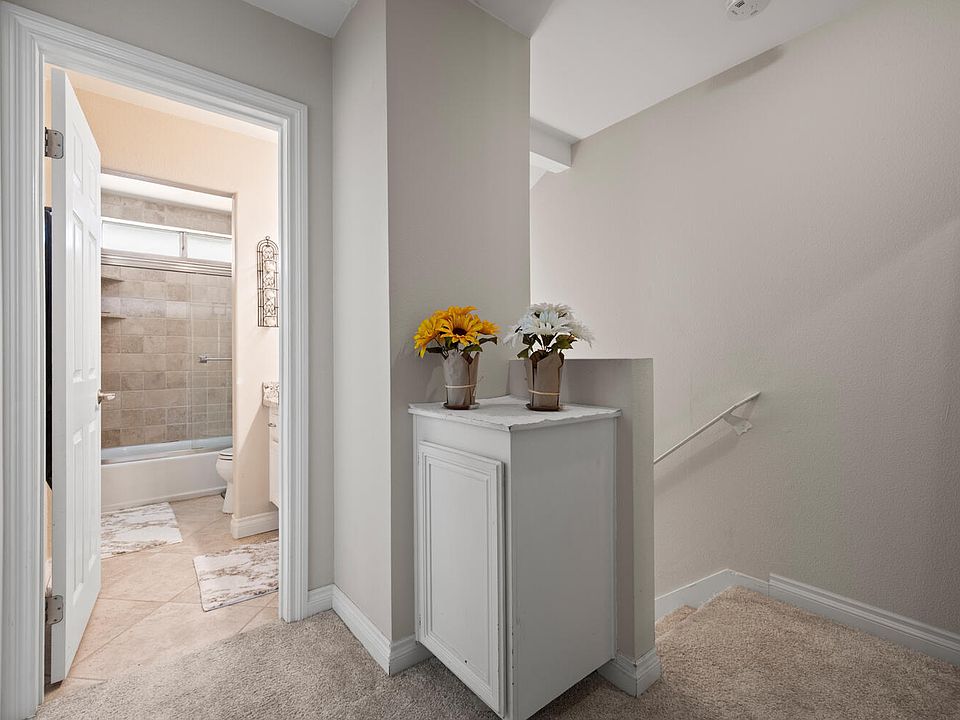 1st image of 109 Dogwood Ln #146