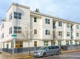 1801 N Rosa Parks Way #305, Portland, OR 97217