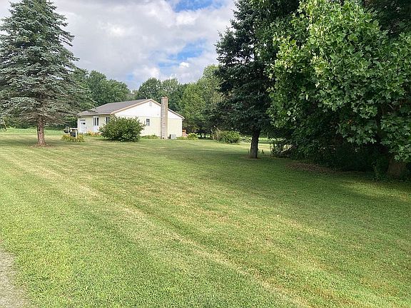 Side Lawn