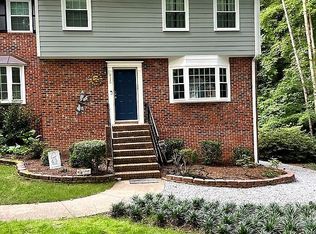 715 Collington Dr, Cary, NC 27511