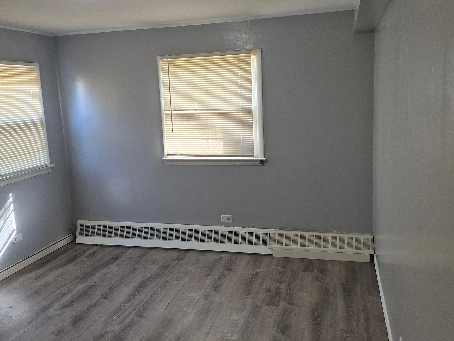 Newly remodeled 2 bedroom/1 bath apartment — Photo 4
