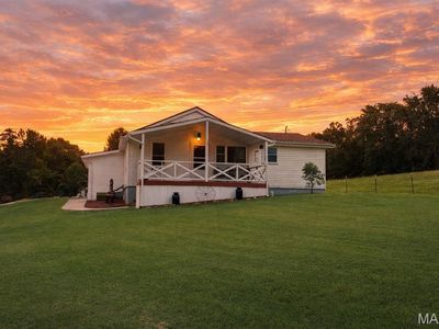 1086 Mill Hill Rd, Saint Clair, MO, 63077