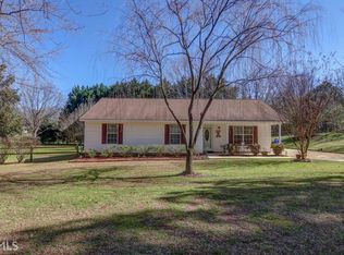 1124 Flat Rock Rd, Covington, GA 30014