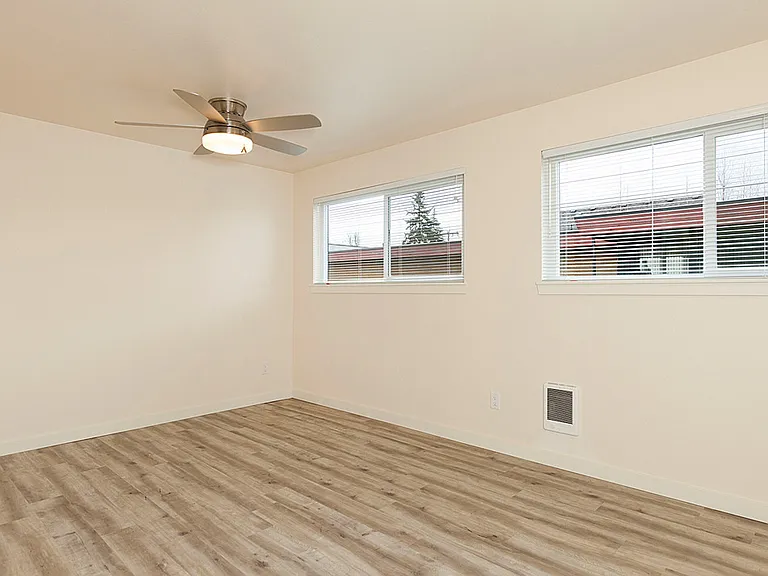 24th Ave NW - Located in Vibrant Ballard — Photo 13