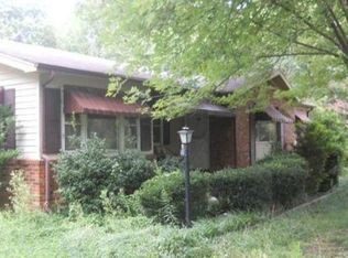 137 Maxfield Rd, Greensboro, NC 27405