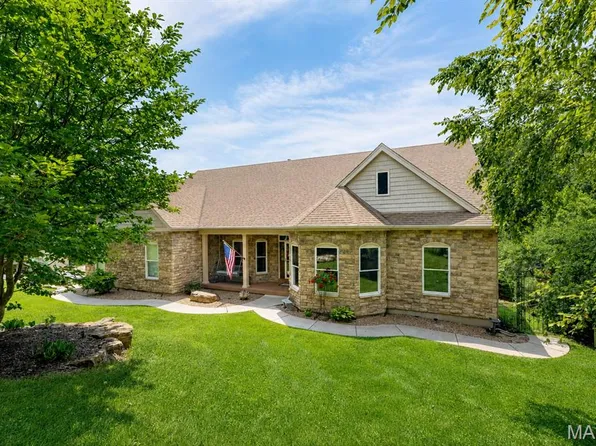 4484 Kingfisher Ct, Augusta, MO 63332