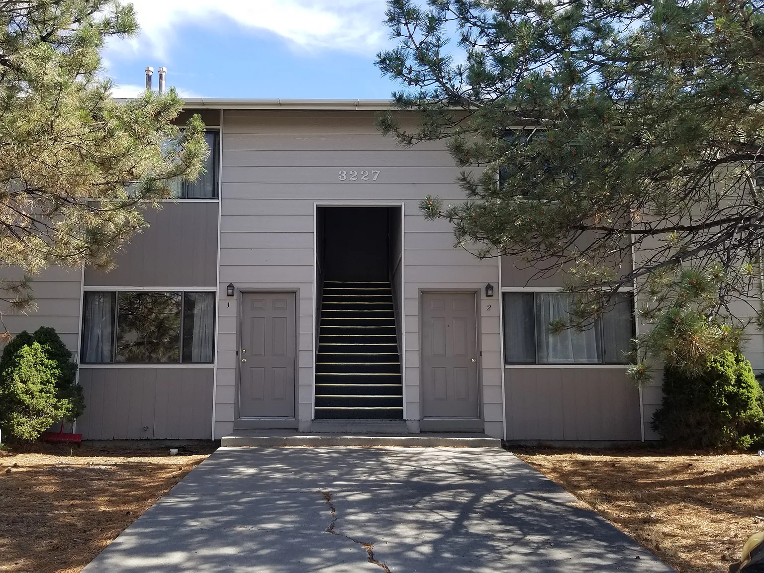 2 bed, 890 sqft, $1,125 — Photo 1