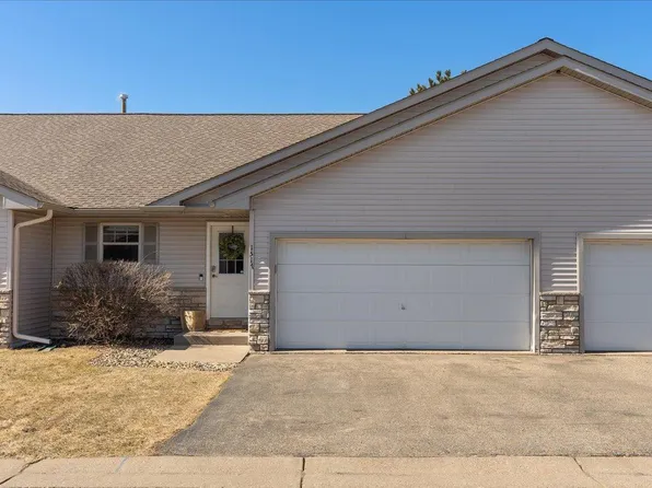 1517 Ponderosa Ln, New Richmond, WI 54017