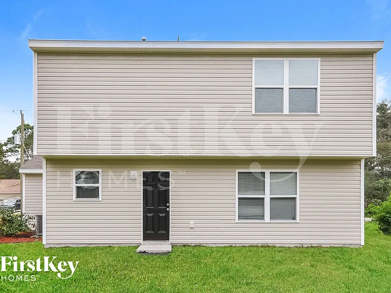 111 Pine Circle Dr — Photo 15